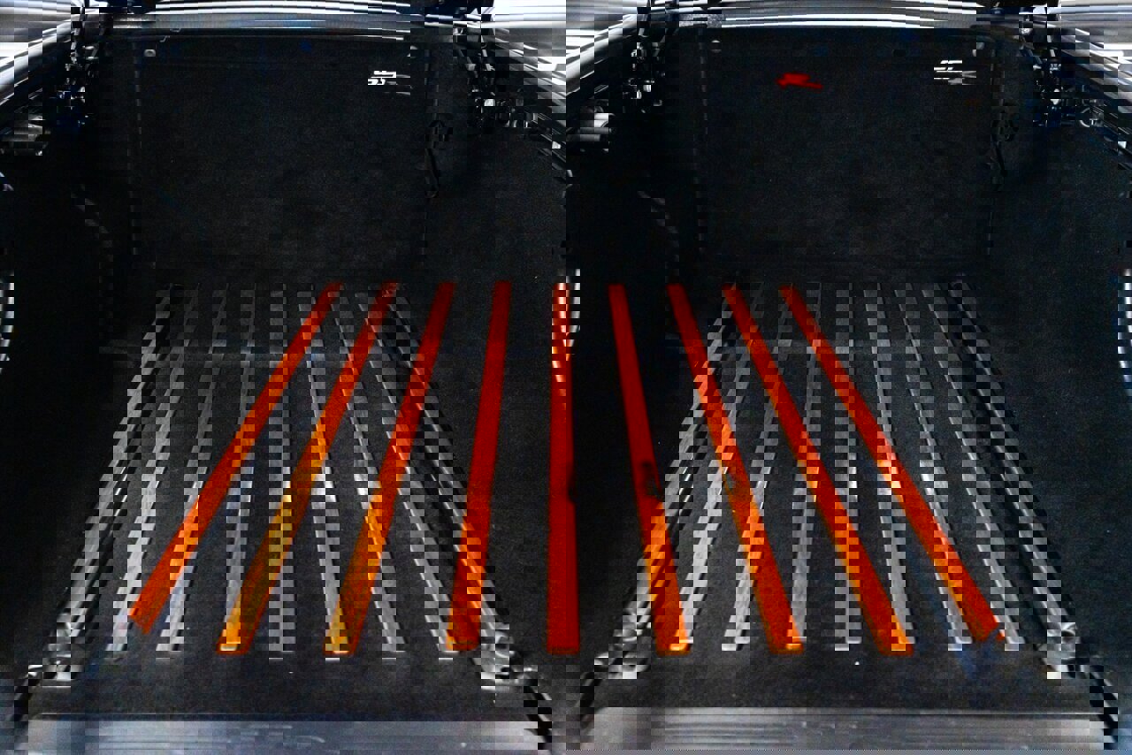 Used 2004 Chevrolet SSR w/ Preferred Equipment Group image 29