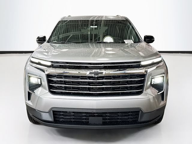 New 2026 Chevrolet Traverse LT w/ LPO, Floor Liner Package AWD/4WD image 4