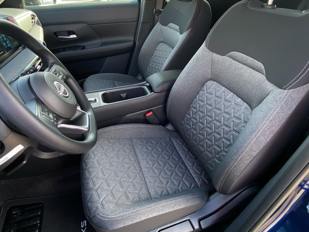 New 2026 Nissan Kicks SV w/ SV Premium Package image 16