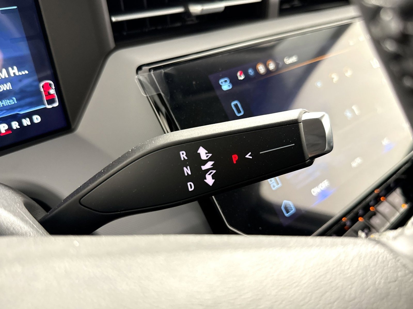 New 2027 Chevrolet Bolt LT w/ Comfort Package FWD image 22