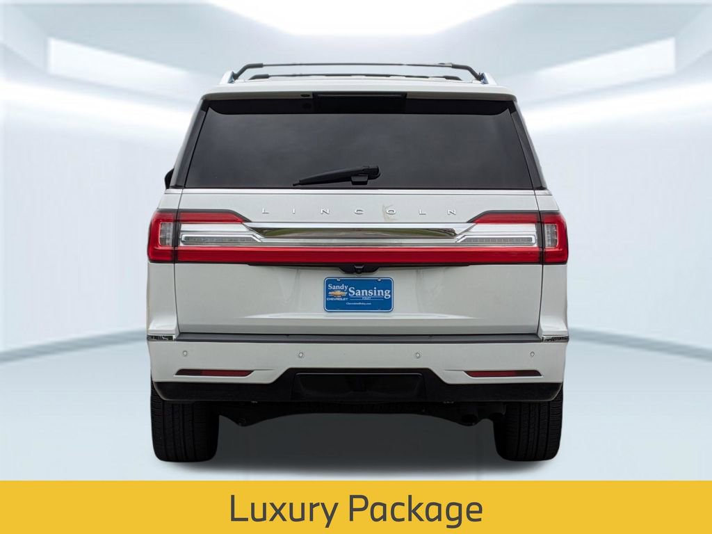 Used 2021 Lincoln Navigator Reserve RWD image 5