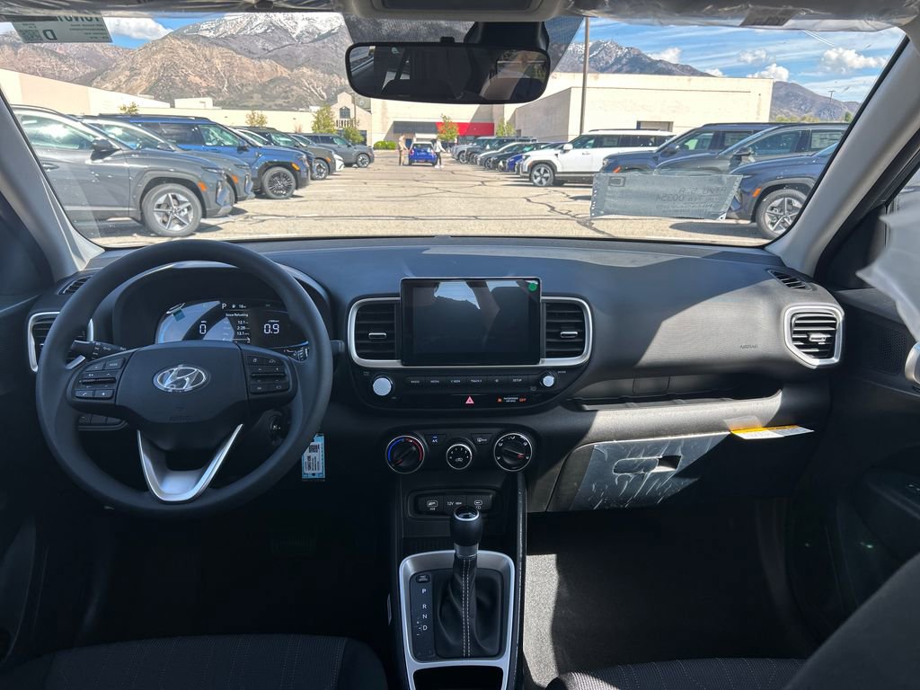 New 2026 Hyundai Venue SE FWD image 12