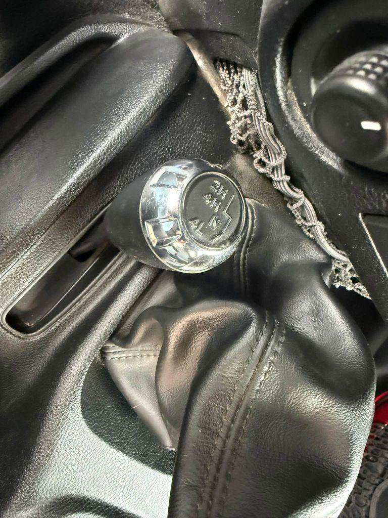 Used 2012 Jeep Wrangler Sport AWD/4WD image 20