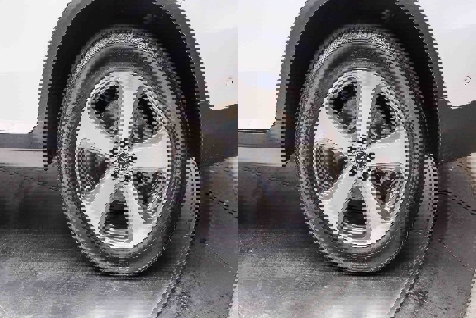 Certified 2022 Mercedes-Benz GLC 300 image 9