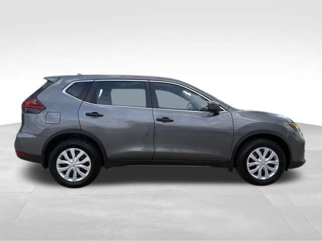 Used 2019 Nissan Rogue S FWD image 19