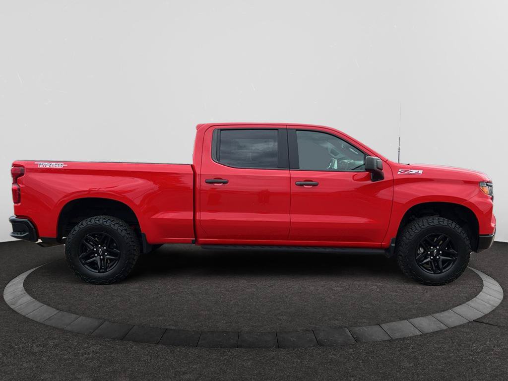 Used 2023 Chevrolet Silverado 1500 Custom Trail Boss AWD/4WD image 5