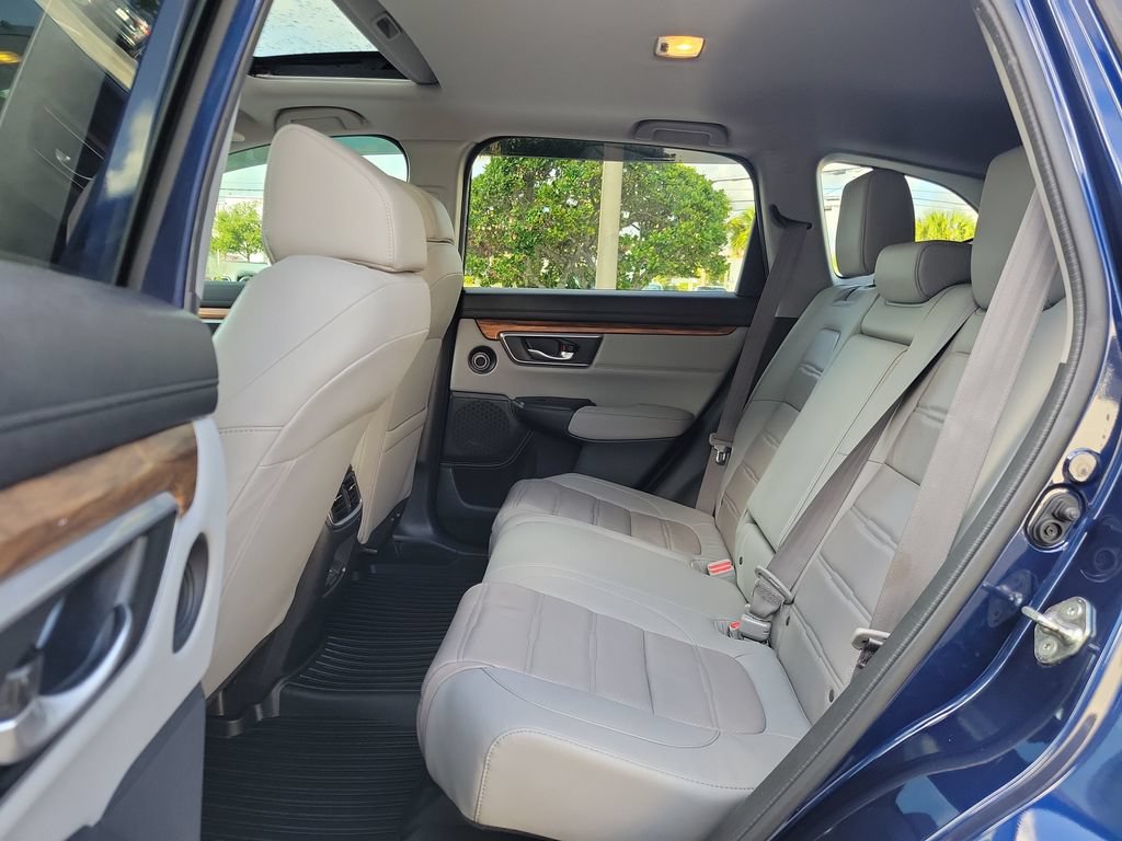 Used 2019 Honda CR-V Touring image 16