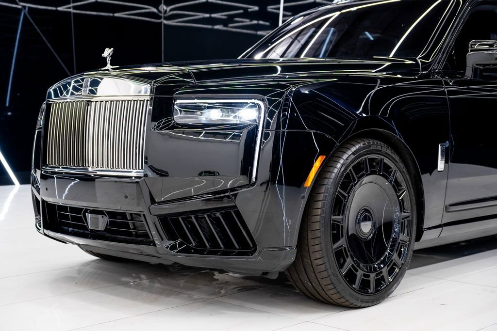 Used 2026 Rolls-Royce Cullinan image 4