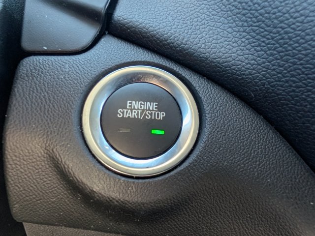 Used 2019 Chevrolet Equinox LT FWD image 11