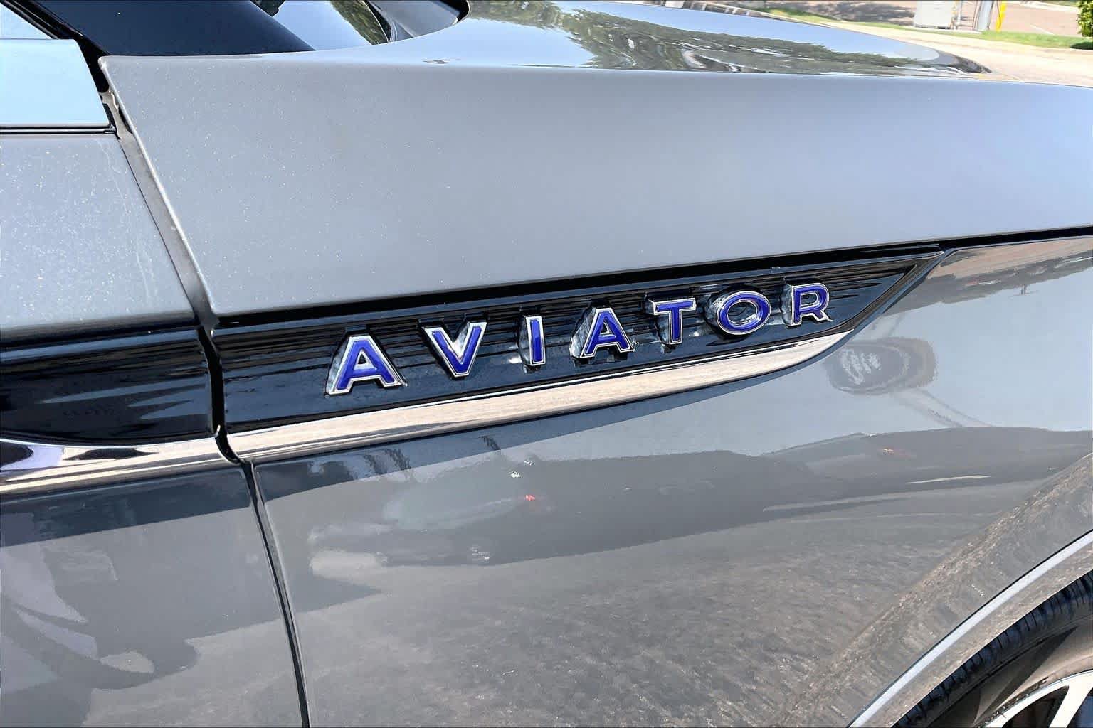 Used 2020 Lincoln Aviator Black Label Grand Touring w/ Class IV Trailer Tow Package AWD/4WD image 30