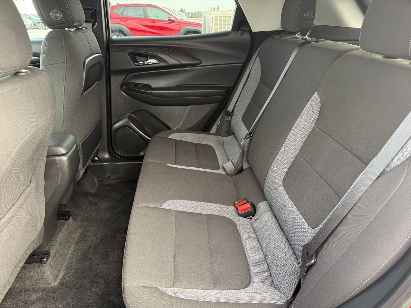 Used 2025 Chevrolet TrailBlazer LT image 23