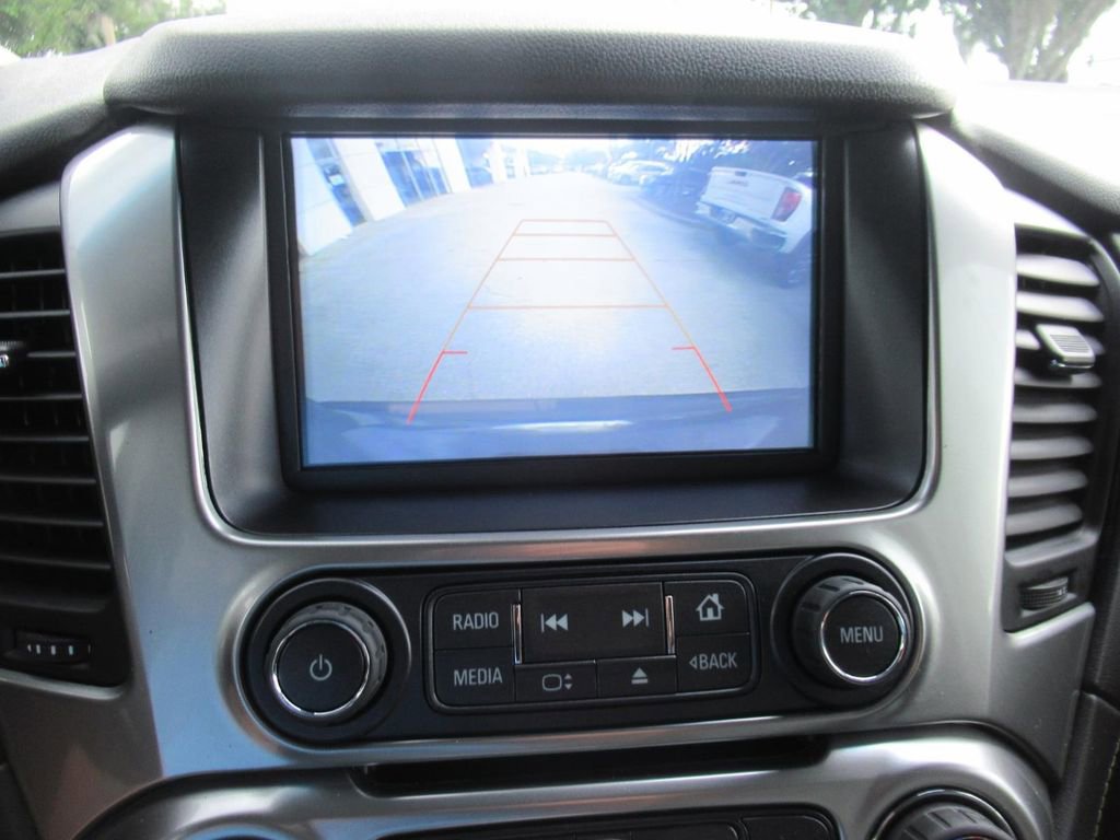 Used 2020 Chevrolet Suburban LT RWD image 27