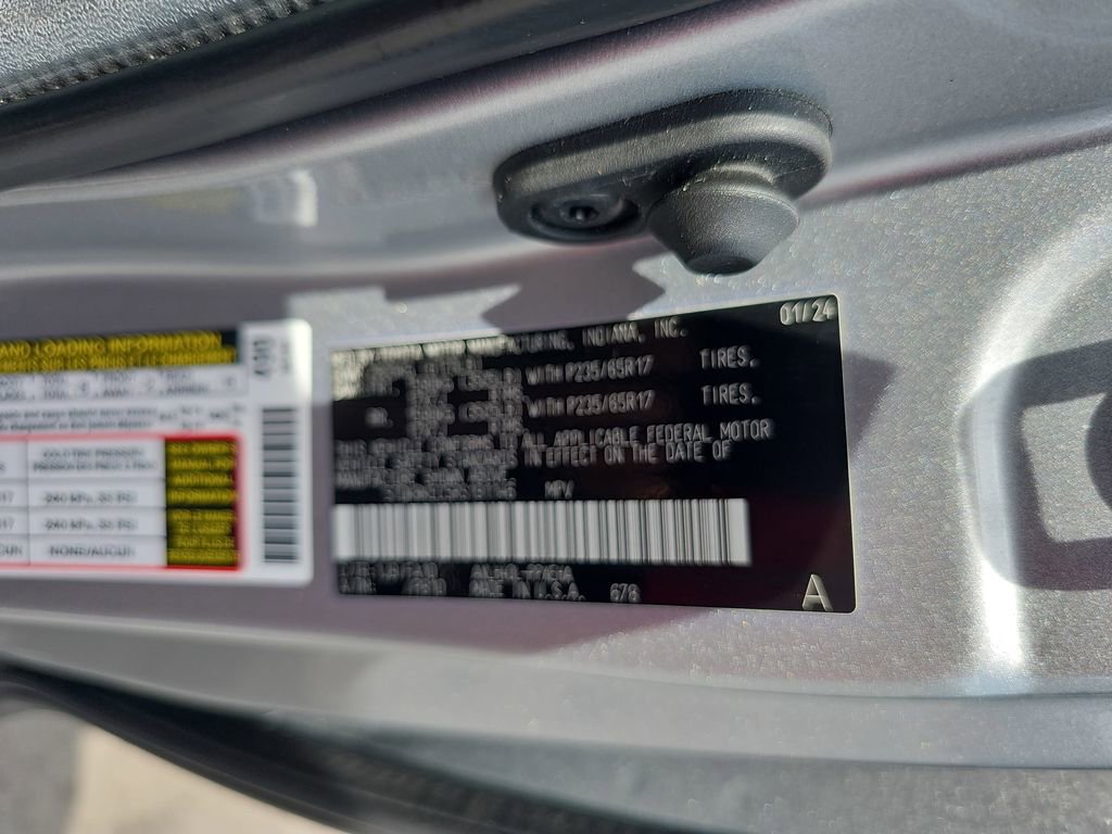 Used 2024 Toyota Sienna LE FWD image 34