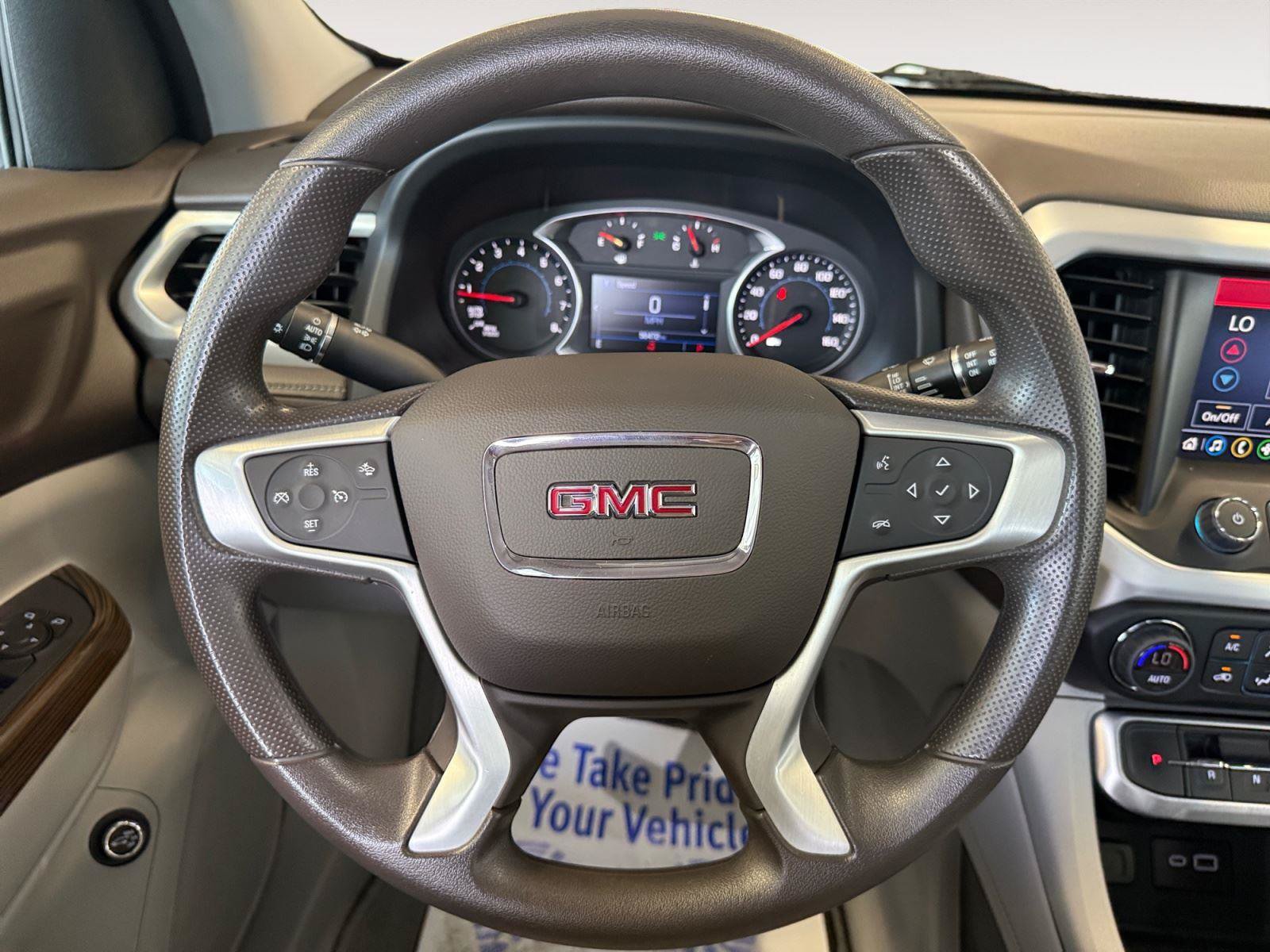 Used 2022 GMC Acadia SLE w/ LPO, Cargo Package AWD/4WD image 16