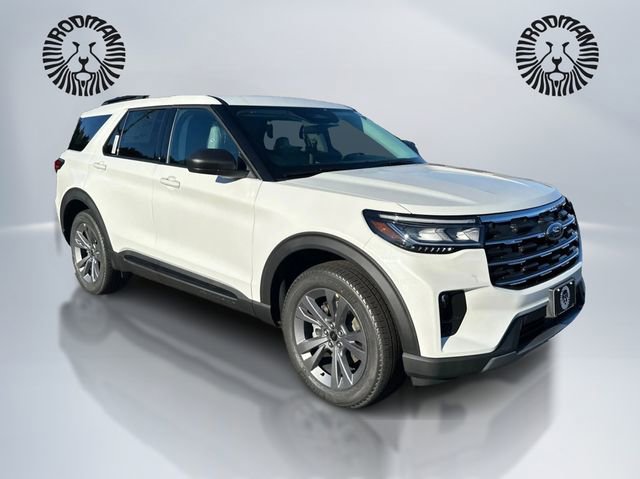 New 2026 Ford Explorer Active w/ Active Comfort Package image 3