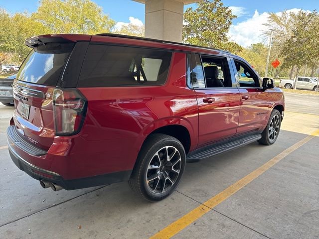 Used 2022 Chevrolet Suburban RST w/ Sport Performance Package image 6