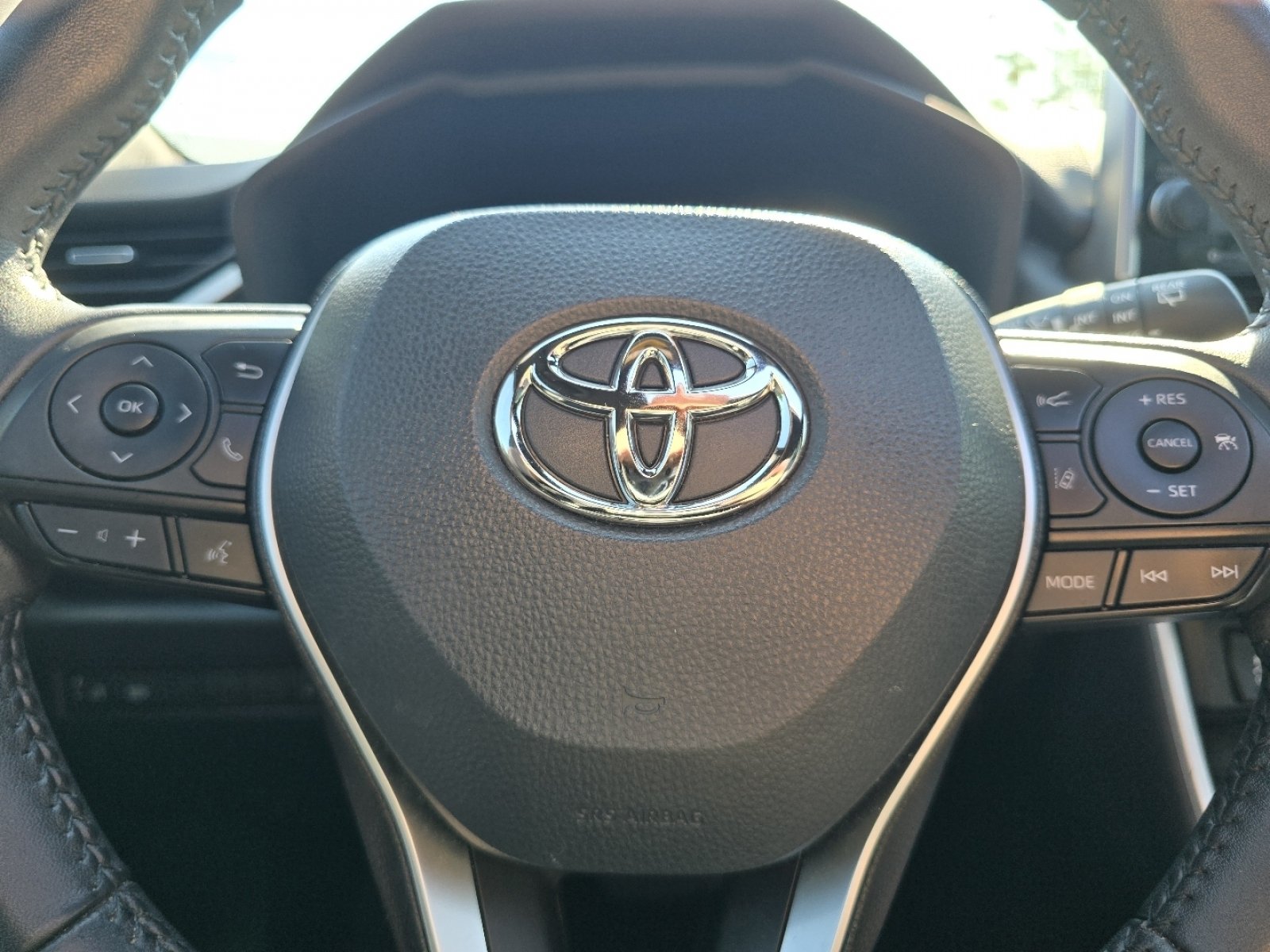 Used 2022 Toyota RAV4 XSE AWD/4WD image 27