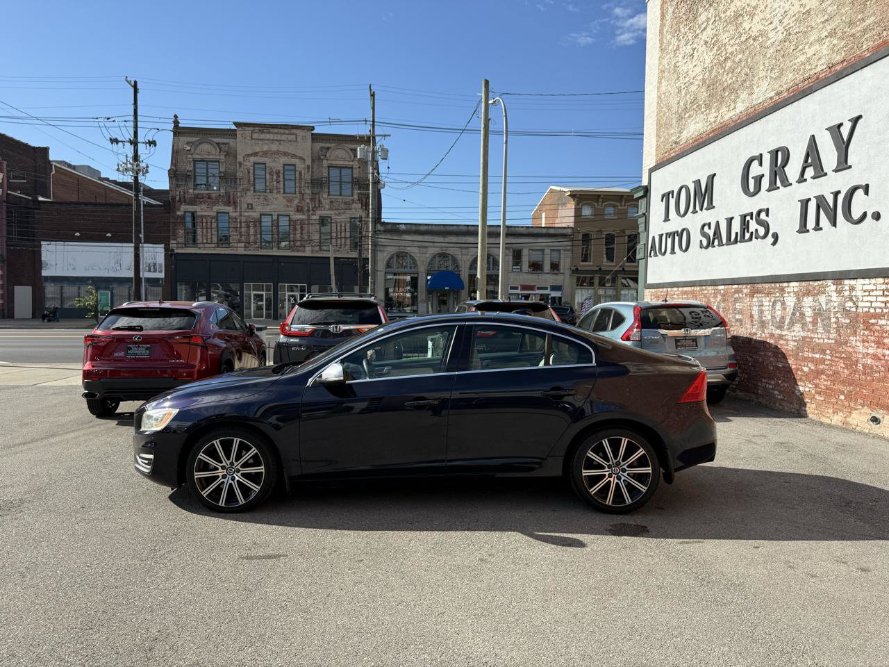 Used 2016 Volvo S60 T6 Platinum FWD image 5
