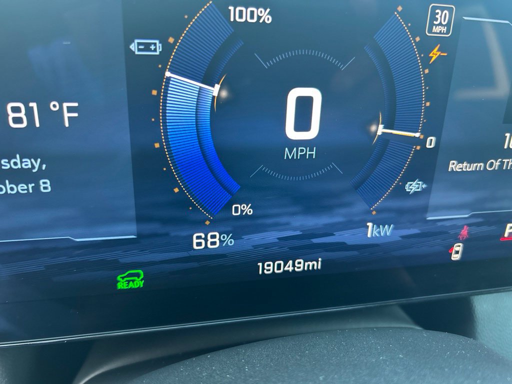 Used 2024 Chevrolet Equinox EV RS FWD image 46