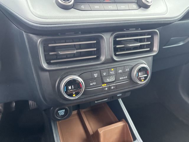 Used 2022 Ford Maverick Lariat image 30