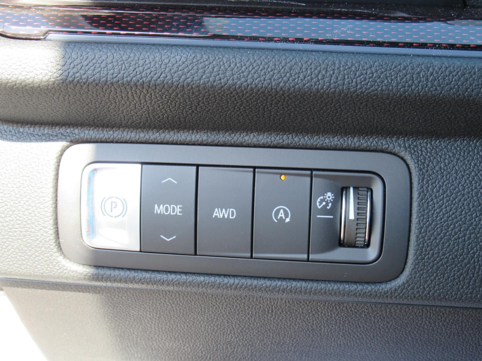 New 2026 Chevrolet Traverse Z71 w/ Enhanced Driving Package AWD/4WD image 22