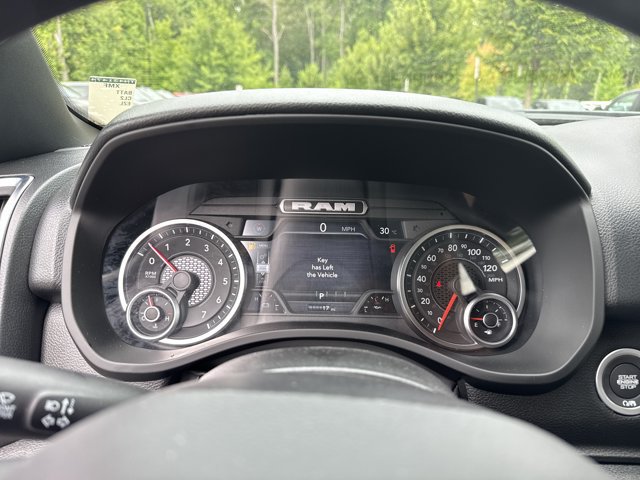 New 2026 RAM 1500 Express AWD/4WD image 26