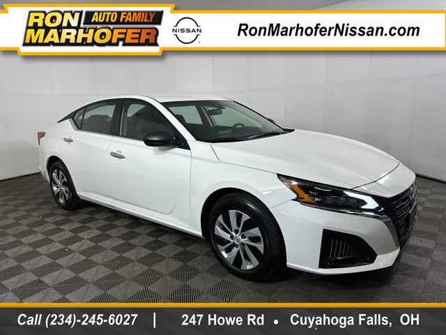 Used 2025 Nissan Altima 2.5 S image 1