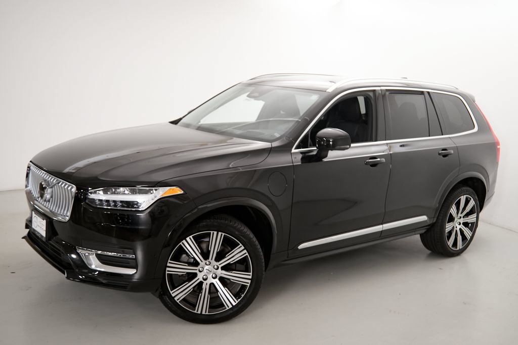 Certified 2024 Volvo XC90 T8 Ultimate w/ Protection Package Premier AWD/4WD image 3