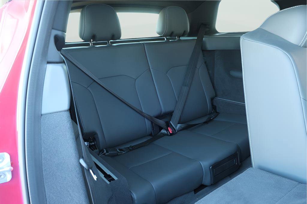 New 2024 VinFast VF 9 Plus image 26