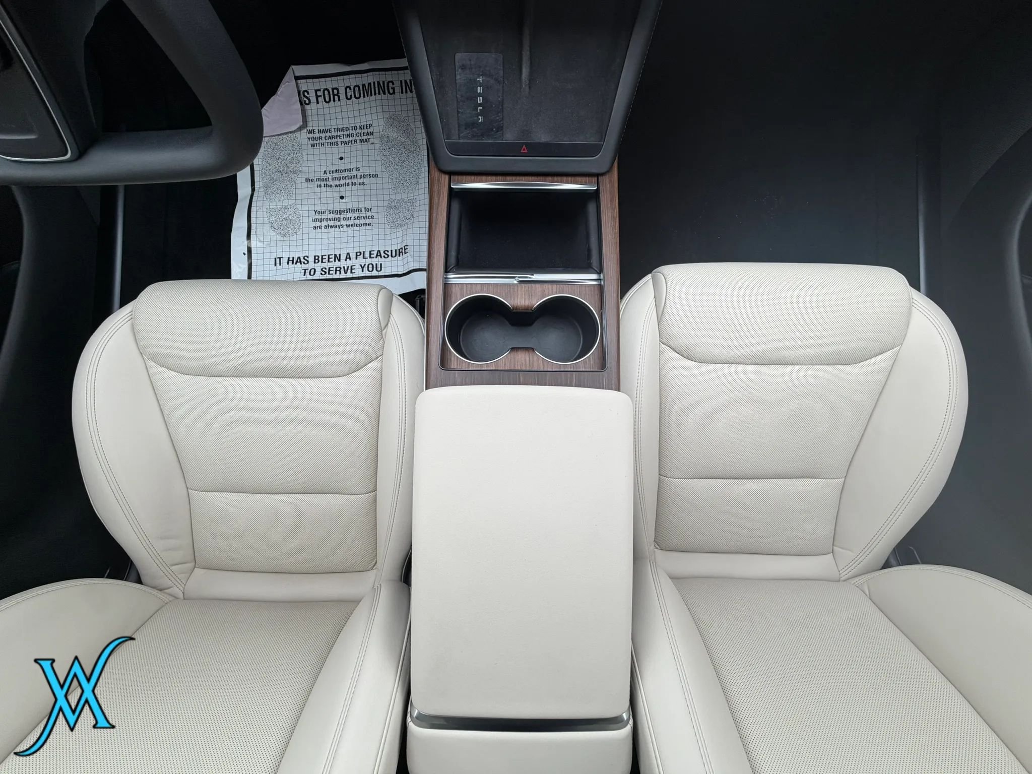 Used 2022 Tesla Model S Standard Range AWD/4WD image 29