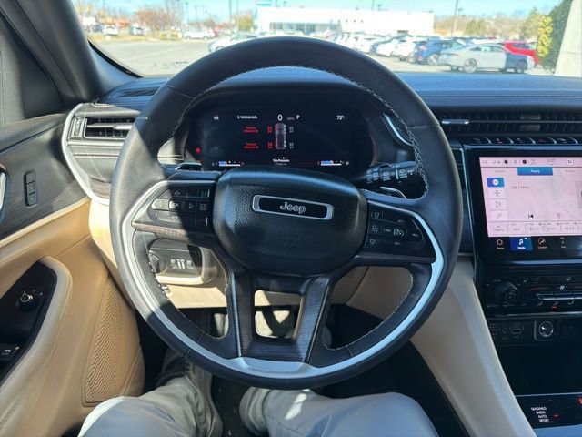 Used 2023 Jeep Grand Cherokee Limited AWD/4WD image 19