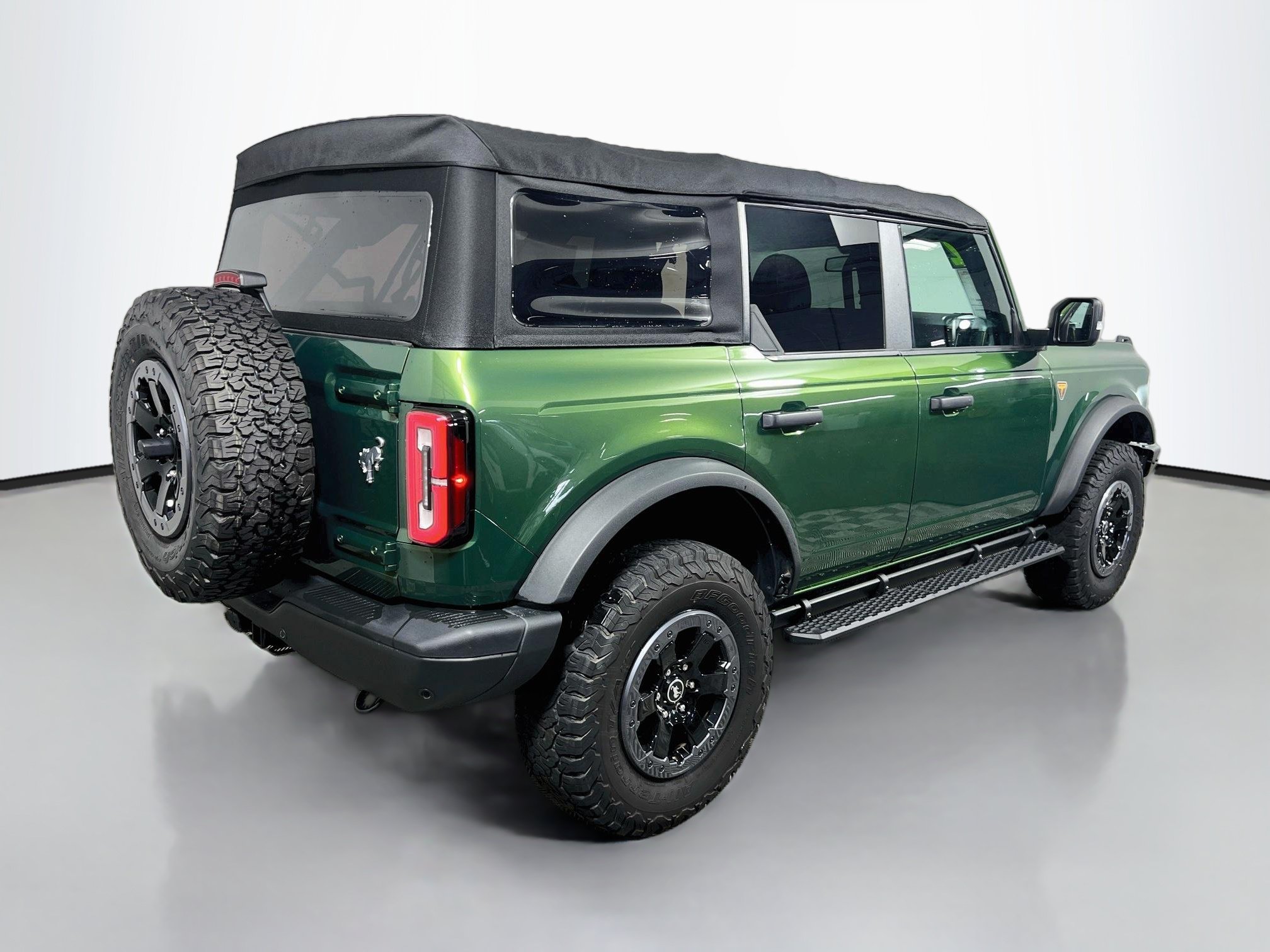 Used 2022 Ford Bronco Badlands AWD/4WD image 4