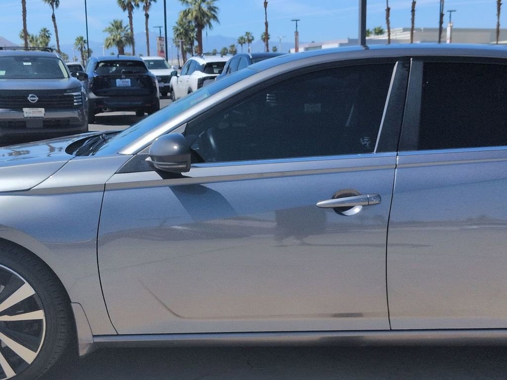 Used 2021 Nissan Altima 2.0 SR FWD image 31