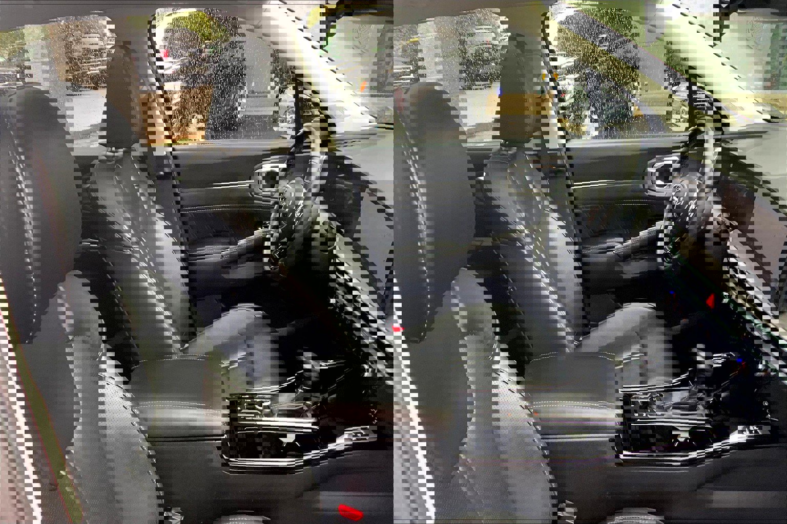 Used 2024 Kia Sorento SX image 9