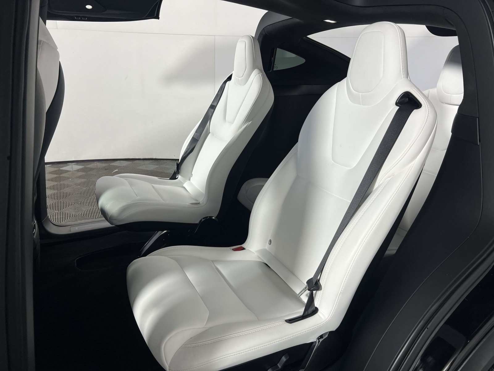 Used 2020 Tesla Model X Long Range AWD/4WD image 25