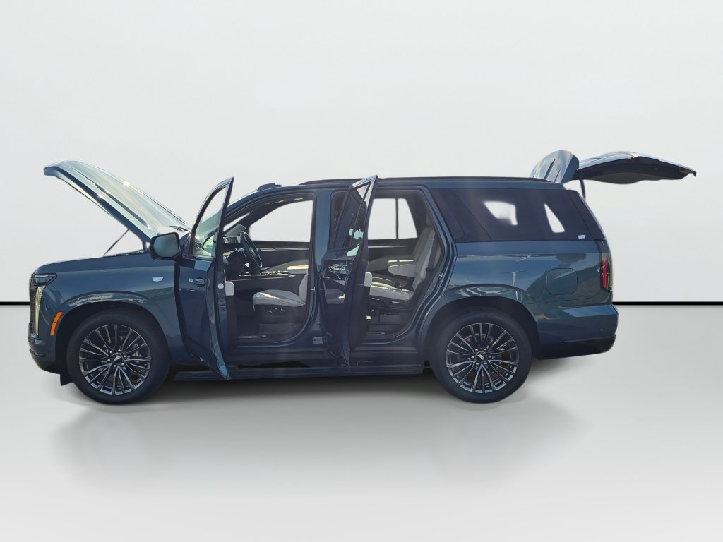 Used 2025 Cadillac Escalade Sport Platinum AWD/4WD image 9