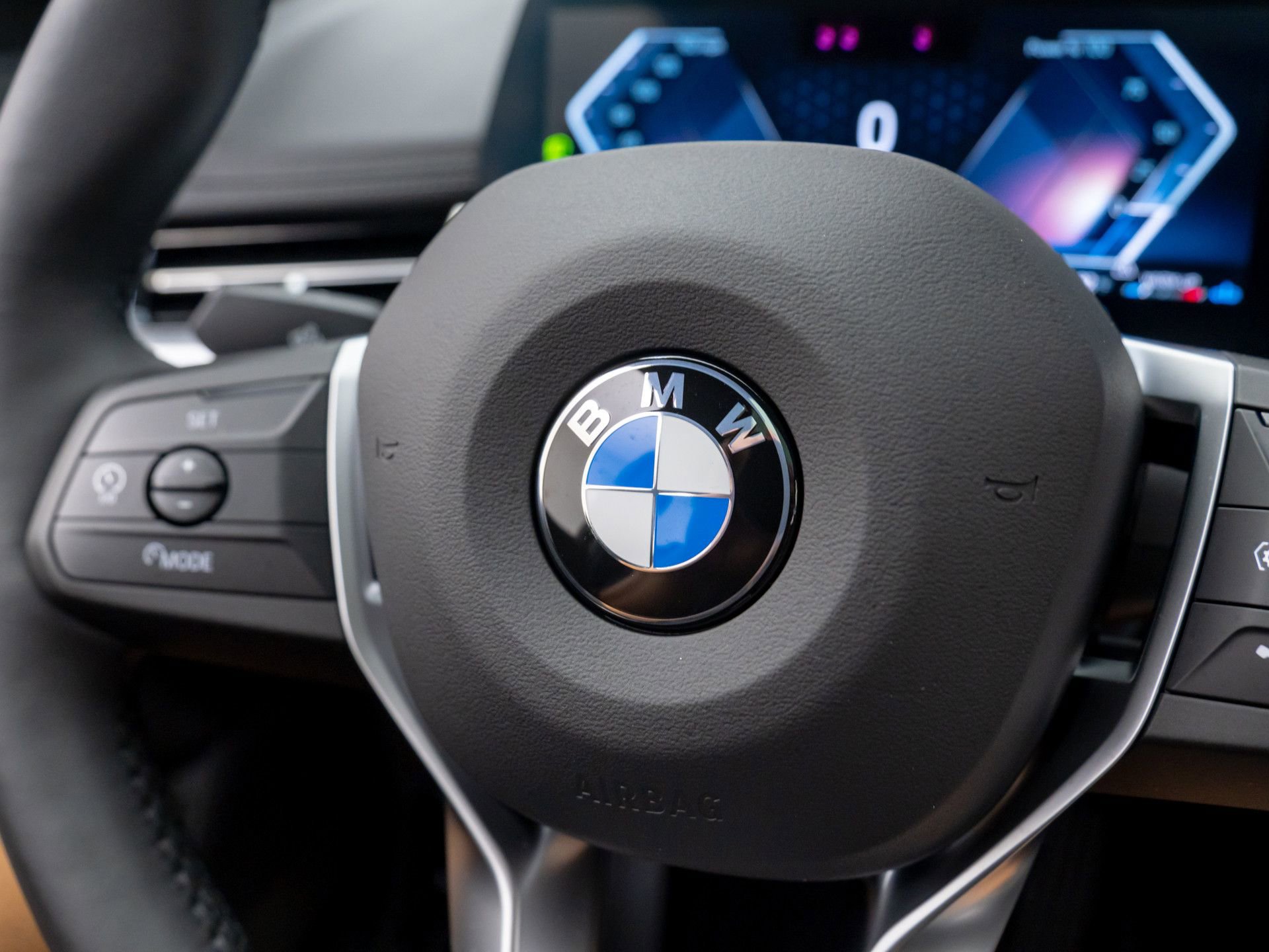 Used 2025 BMW X1 xDrive28i w/ Technology Package image 21