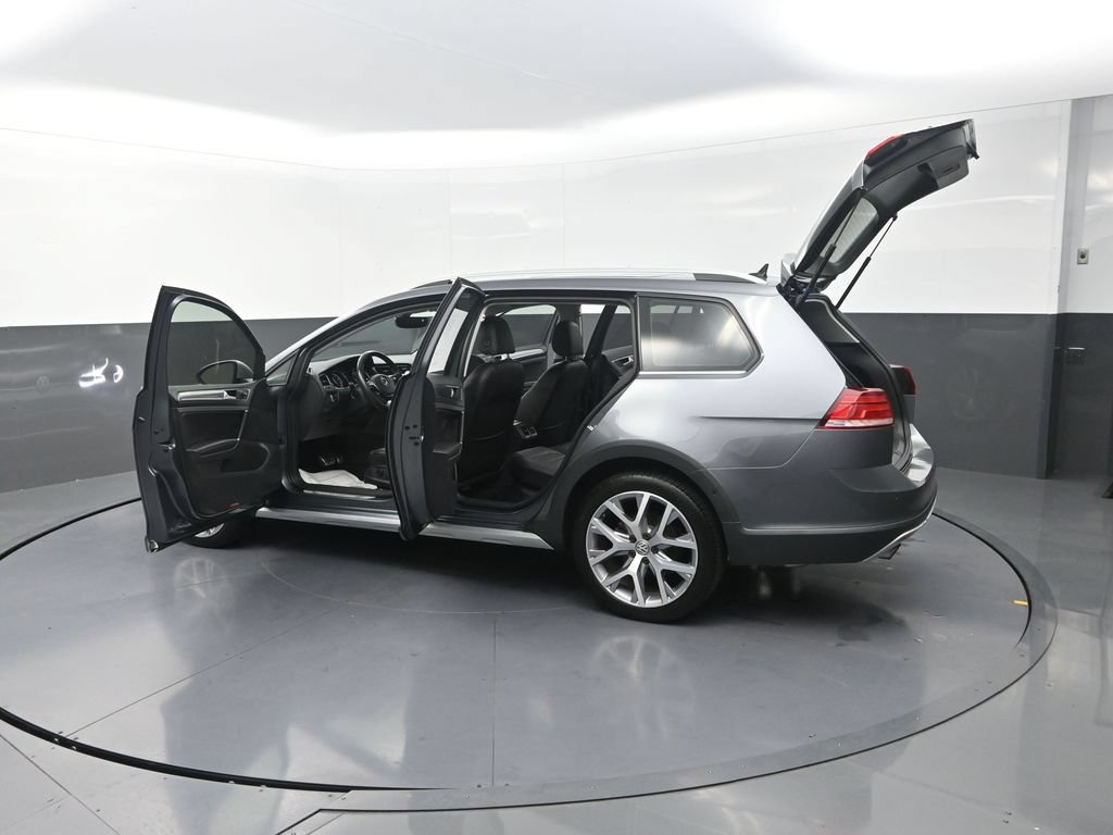 Used 2018 Volkswagen Golf Alltrack SEL AWD/4WD image 36