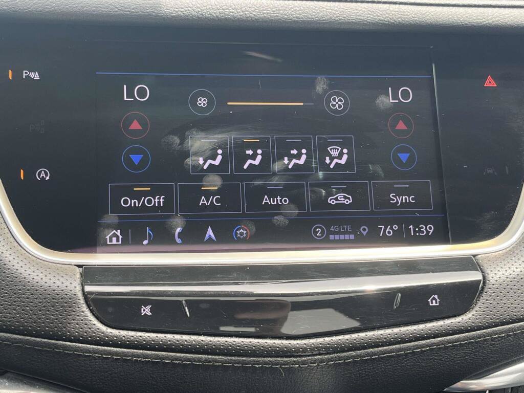Used 2023 Cadillac XT5 Premium Luxury FWD image 25