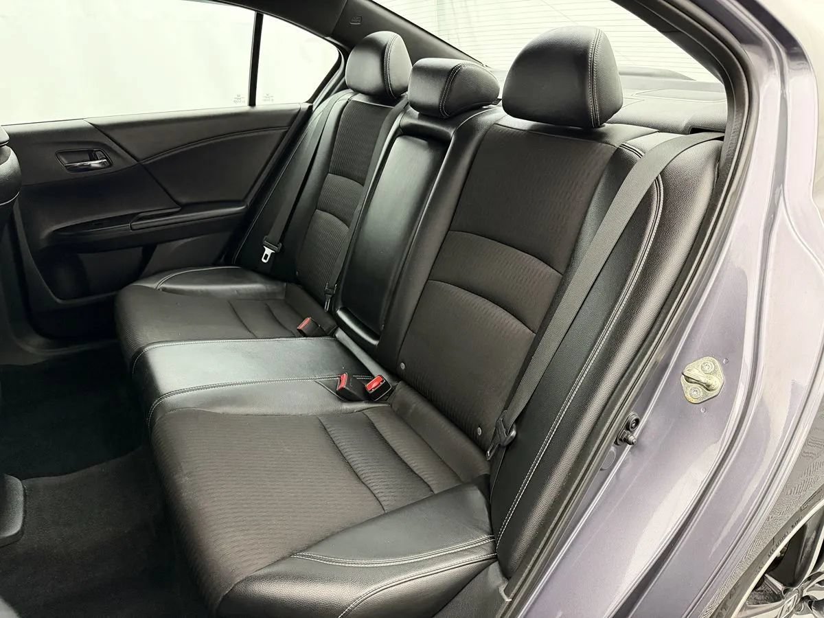 Used 2016 Honda Accord Sport image 18