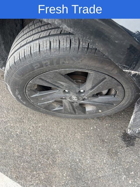 Used 2023 Hyundai Elantra SEL w/ Cargo Package image 8