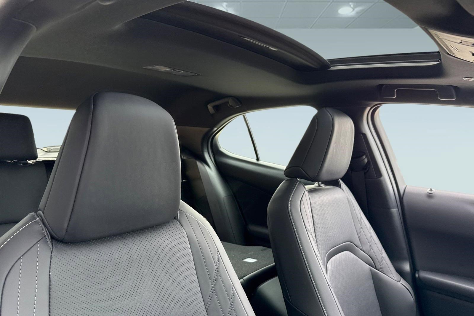New 2026 Lexus UX 300h AWD image 22