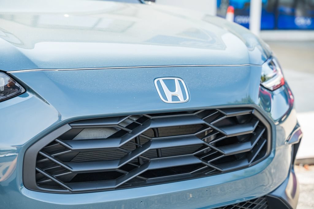 Certified 2025 Honda HR-V Sport image 11