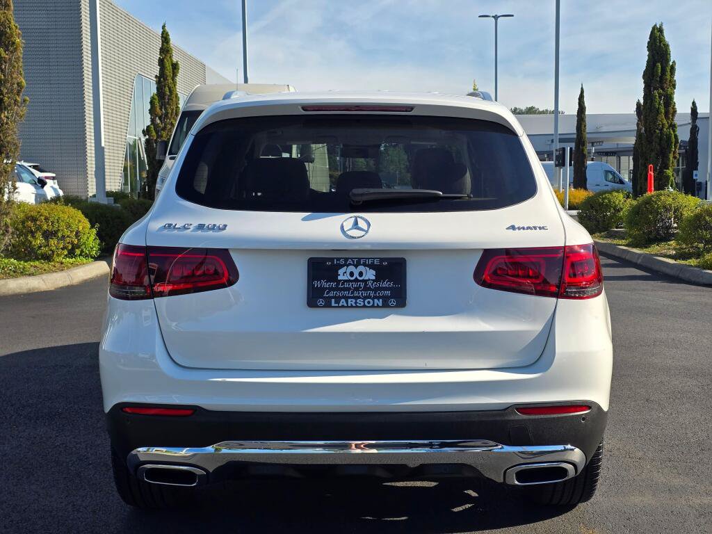 Used 2022 Mercedes-Benz GLC 300 4MATIC image 5
