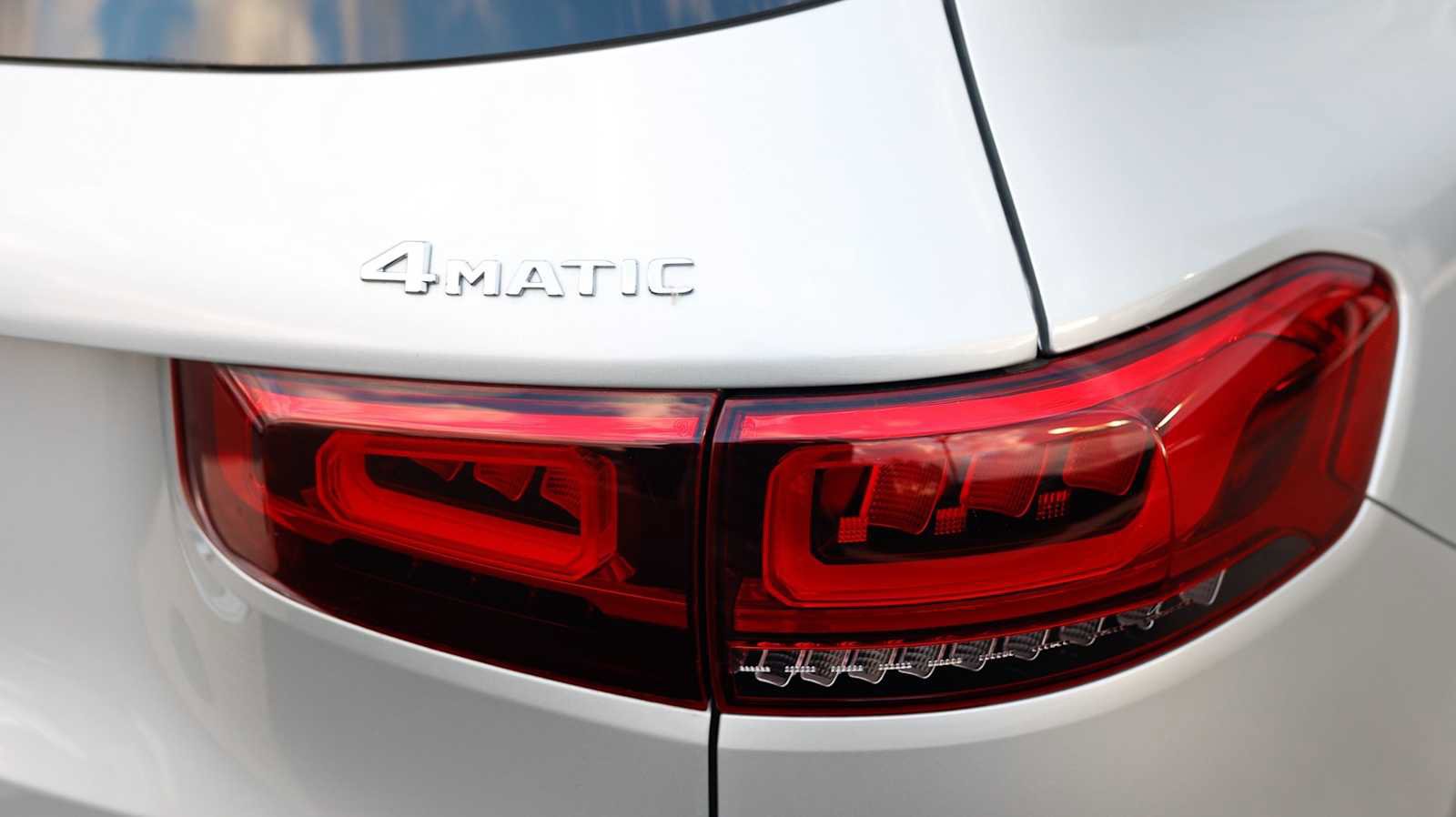 Certified 2023 Mercedes-Benz GLB 250 4MATIC image 14