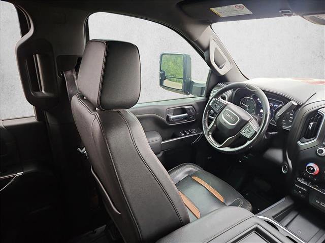 Used 2022 GMC Sierra 2500 AT4 w/ AT4 Preferred Package AWD/4WD image 2