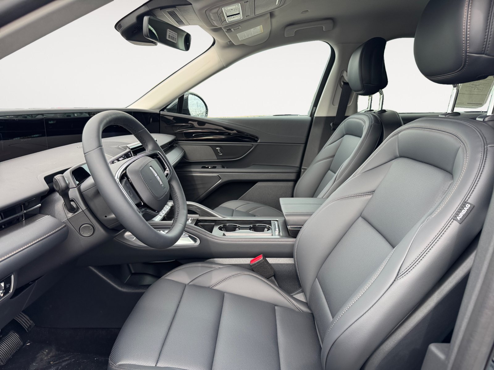 New 2026 Lincoln Nautilus Premier AWD/4WD image 12