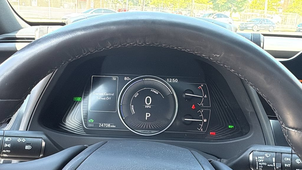 Used 2024 Lexus UX 250h AWD w/ Premium Package image 17
