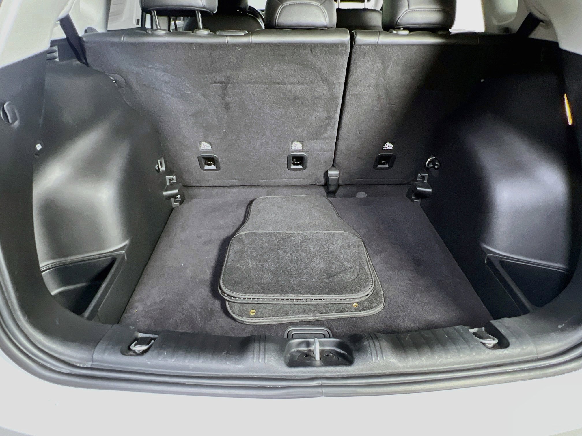 Used 2022 Jeep Compass Limited image 23