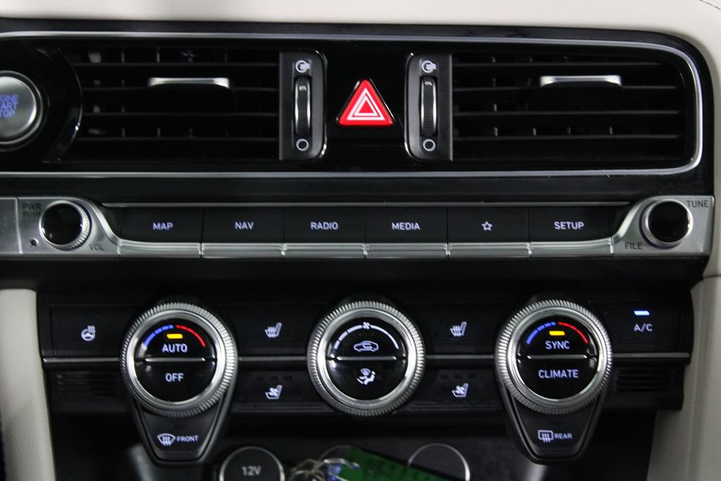 Used 2023 Genesis G70 2.0T w/ Sport Prestige Package AWD/4WD image 20